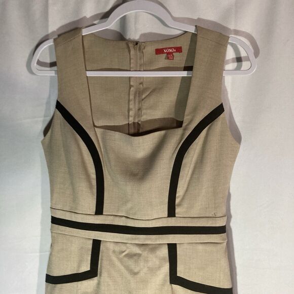 63-14 XOXO beige black trim square neck sleeveless shift dress 11/12 - Picture 2 of 8